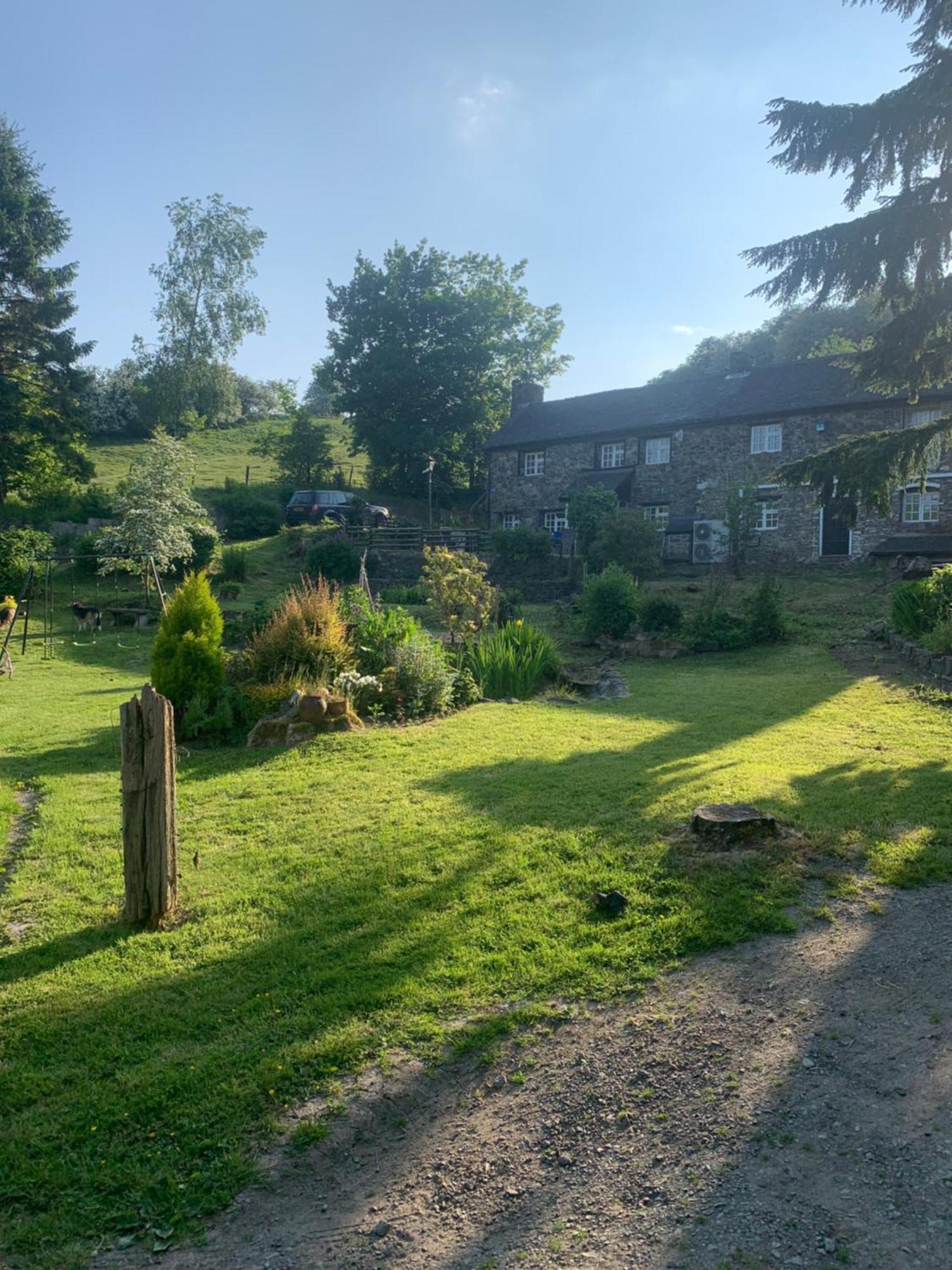 Pant-Y-Creolen Apartman Llanfyllin Kültér fotó